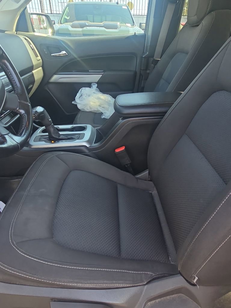 Used 2021 Chevrolet Colorado LT w/ Fleet Safety Package RWD image 4