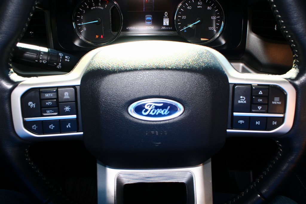 Used 2023 Ford Expedition Max XLT image 14