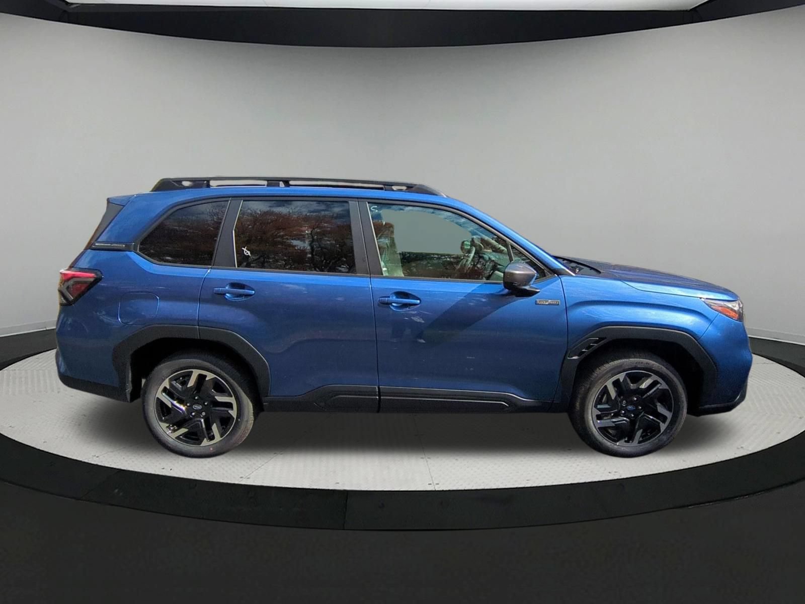 New 2026 Subaru Forester Premium AWD/4WD image 2