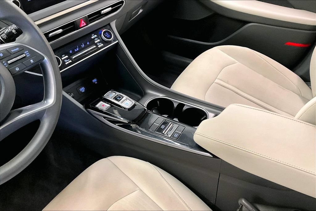 Used 2023 Hyundai Sonata SEL FWD image 16