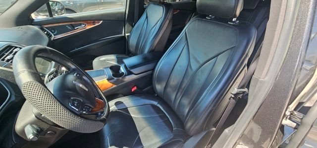 Used 2018 Lincoln MKX Reserve w/ Driver Assistance Package FWD image 8