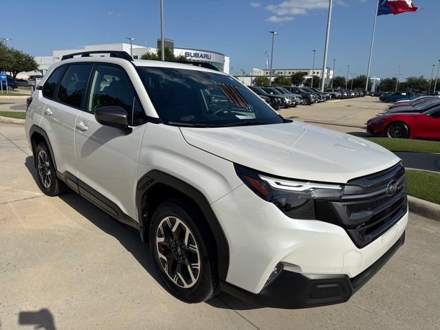 Used 2025 Subaru Forester Premium w/ Convenience Package #2