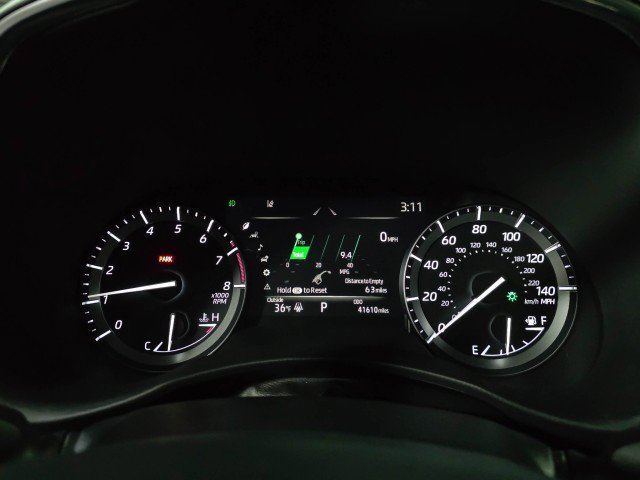 Used 2020 Toyota Highlander Limited image 24