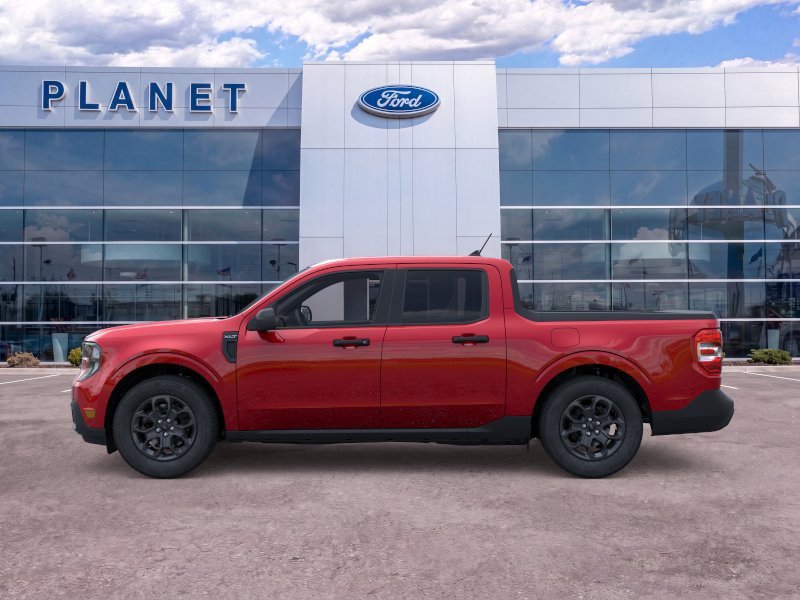 New 2026 Ford Maverick XLT FWD image 3