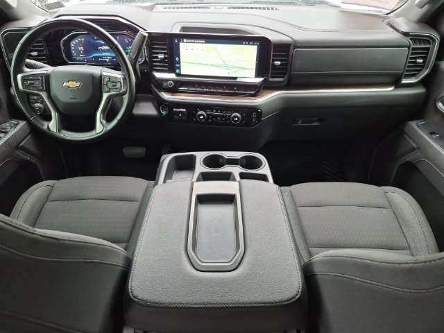 Used 2025 Chevrolet Silverado 2500 LT w/ Convenience Package AWD/4WD image 22