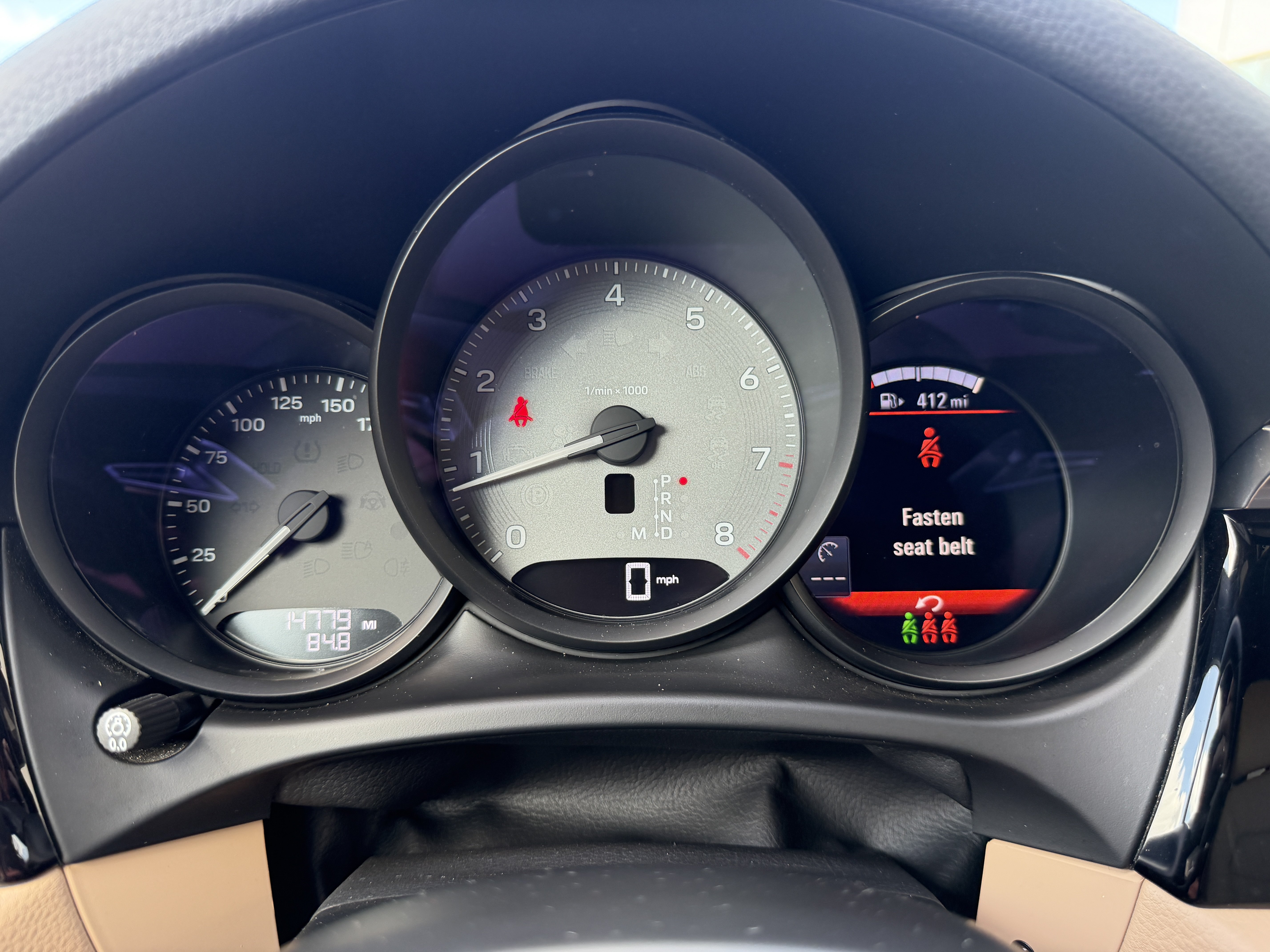 Certified 2024 Porsche Macan S AWD/4WD image 33