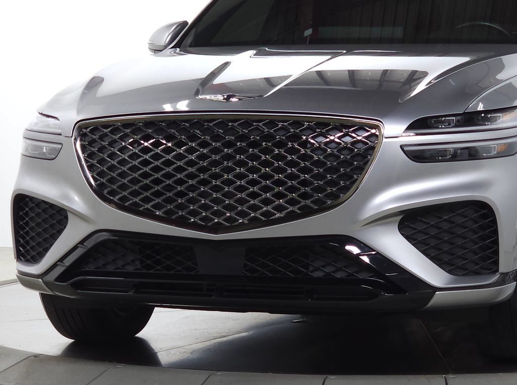 Used 2024 Genesis GV70 3.5T Sport AWD/4WD image 3