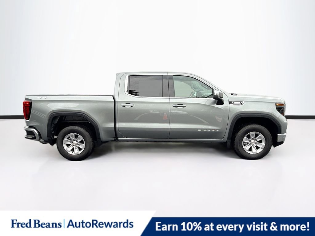 New 2026 GMC Sierra 1500 SLE image 8
