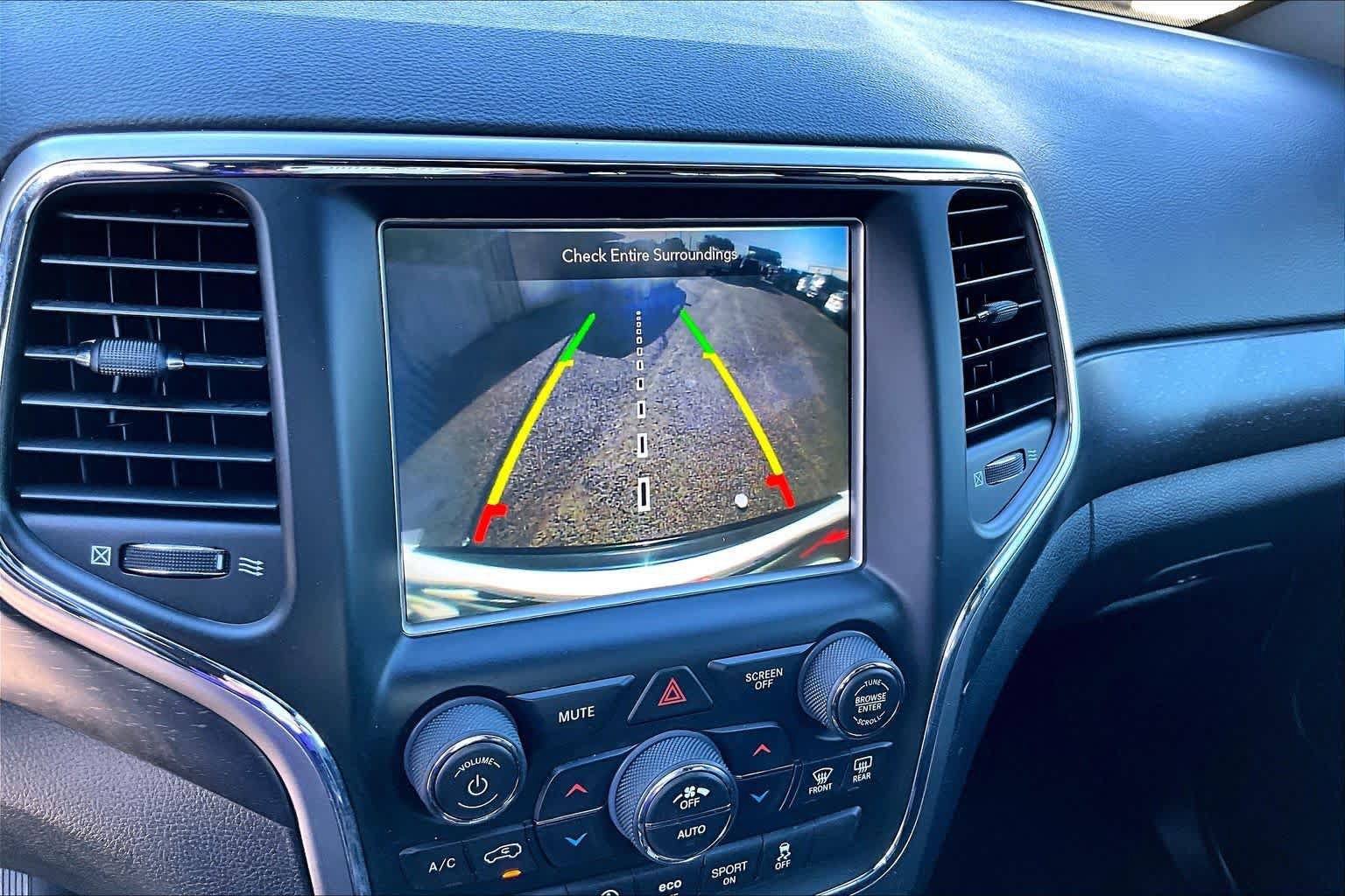 Used 2018 Jeep Grand Cherokee Altitude RWD image 29