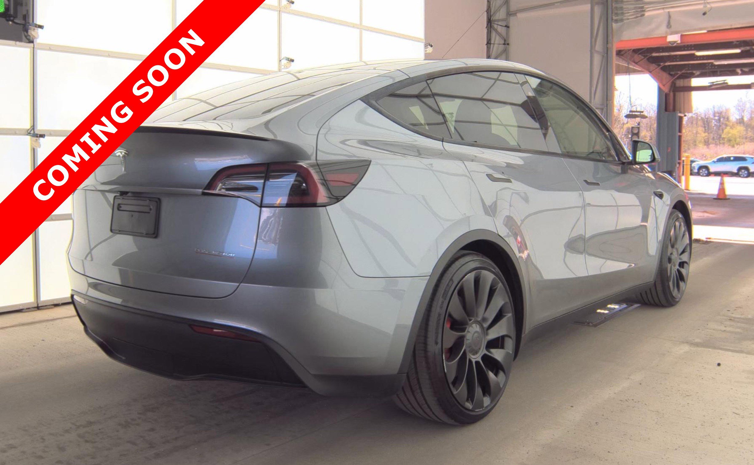 Used 2025 Tesla Model Y Performance AWD/4WD image 4