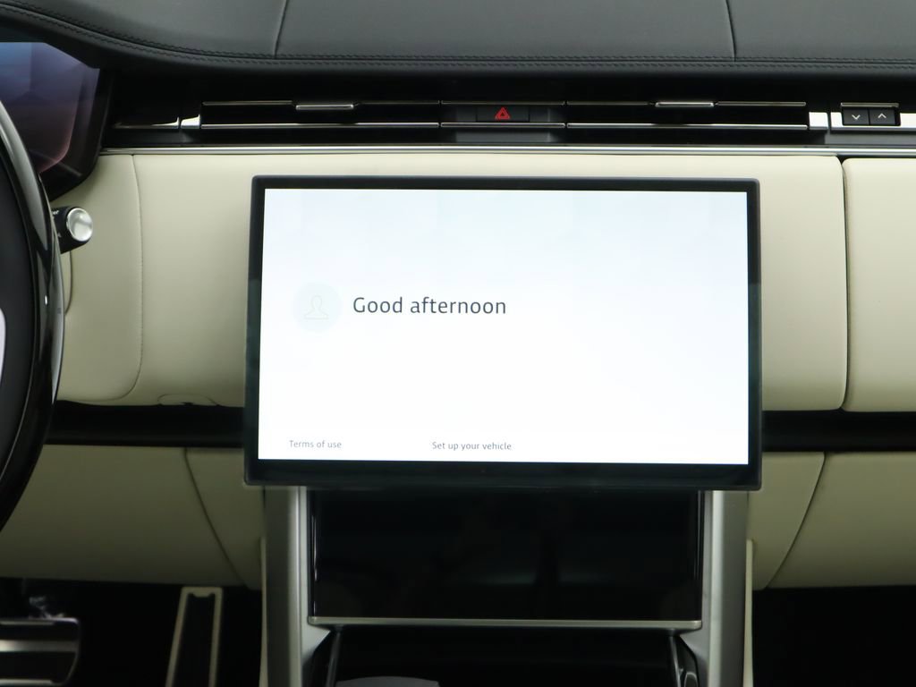 New 2025 Land Rover Range Rover SE image 15
