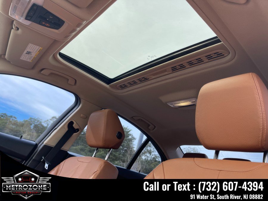 Used 2015 BMW 335i xDrive Sedan AWD/4WD image 29