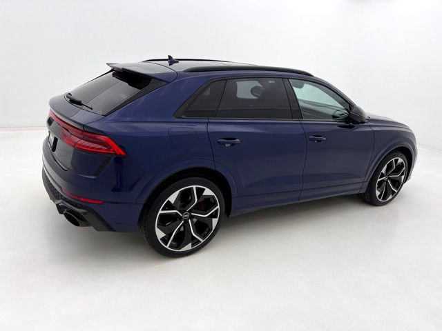 Used 2021 Audi RS Q8 w/ Carbon Optic Package AWD/4WD image 10