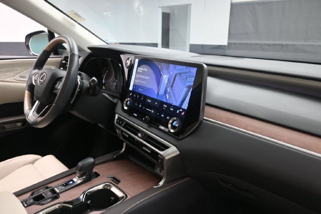 Used 2023 Lexus RX 350 FWD w/ Cold Area Package image 29