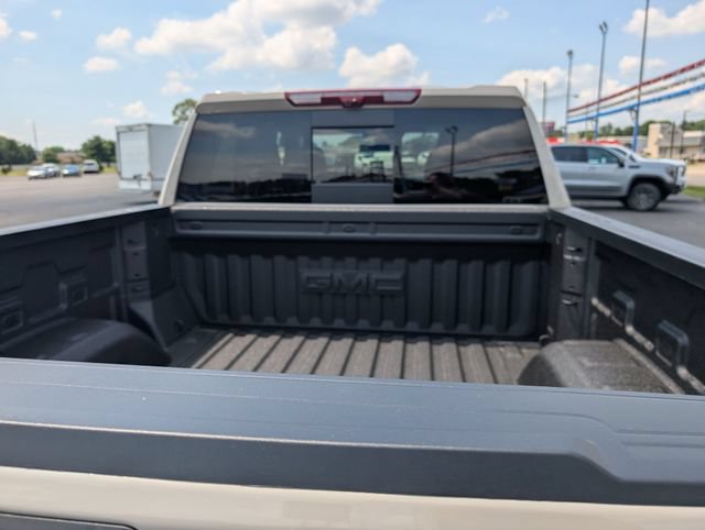 New 2026 GMC Sierra 1500 AT4 w/ AT4 Premium Package AWD/4WD image 10