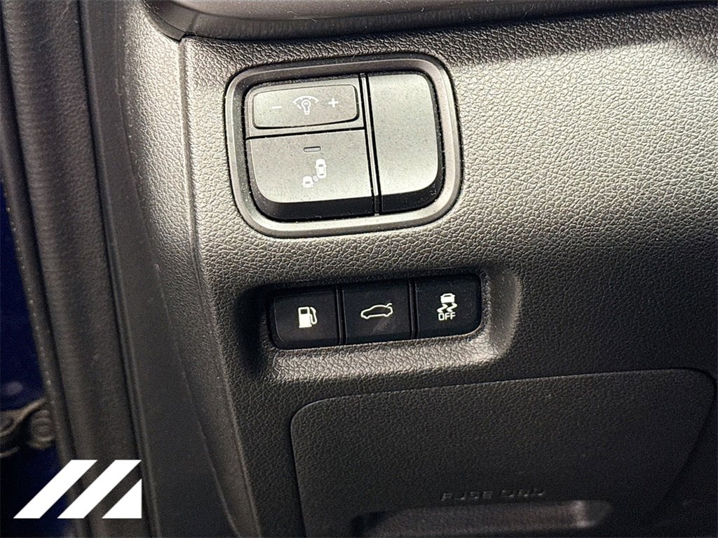 Used 2018 Kia Optima S w/ Panoramic Sunroof Package image 9