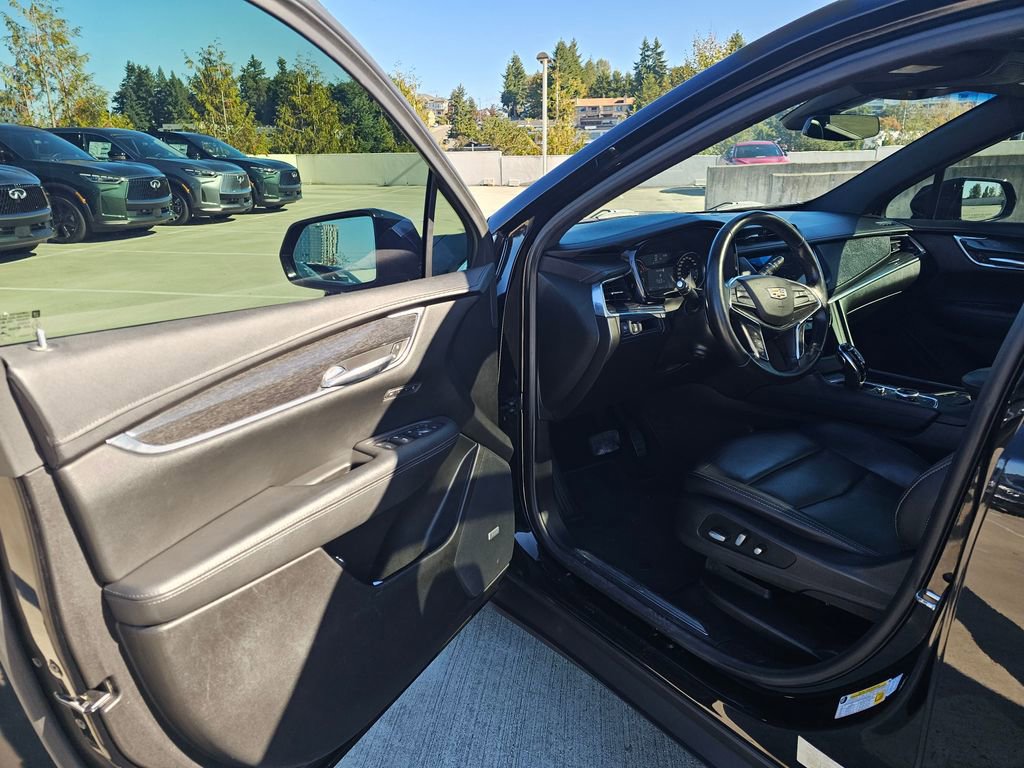 Used 2021 Cadillac XT5 Premium Luxury image 22