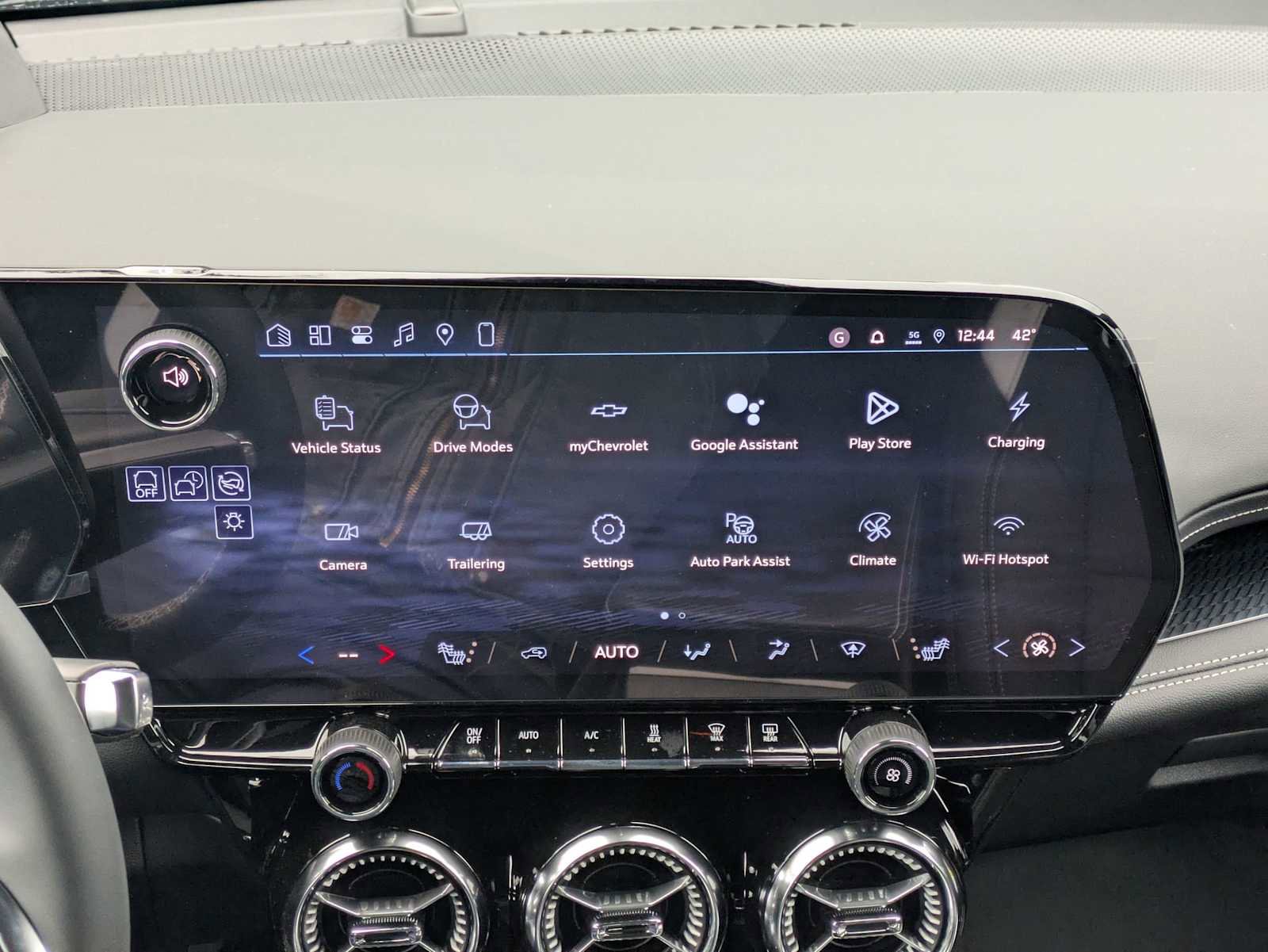 New 2026 Chevrolet Blazer EV LT image 28