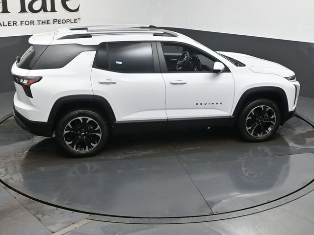 New 2026 Chevrolet Equinox LT w/ Convenience Package II image 17