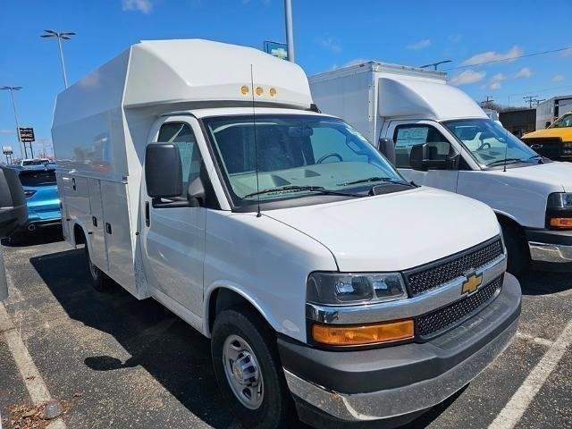 New 2024 Chevrolet Express 3500 w/ Power Convenience Package image 27
