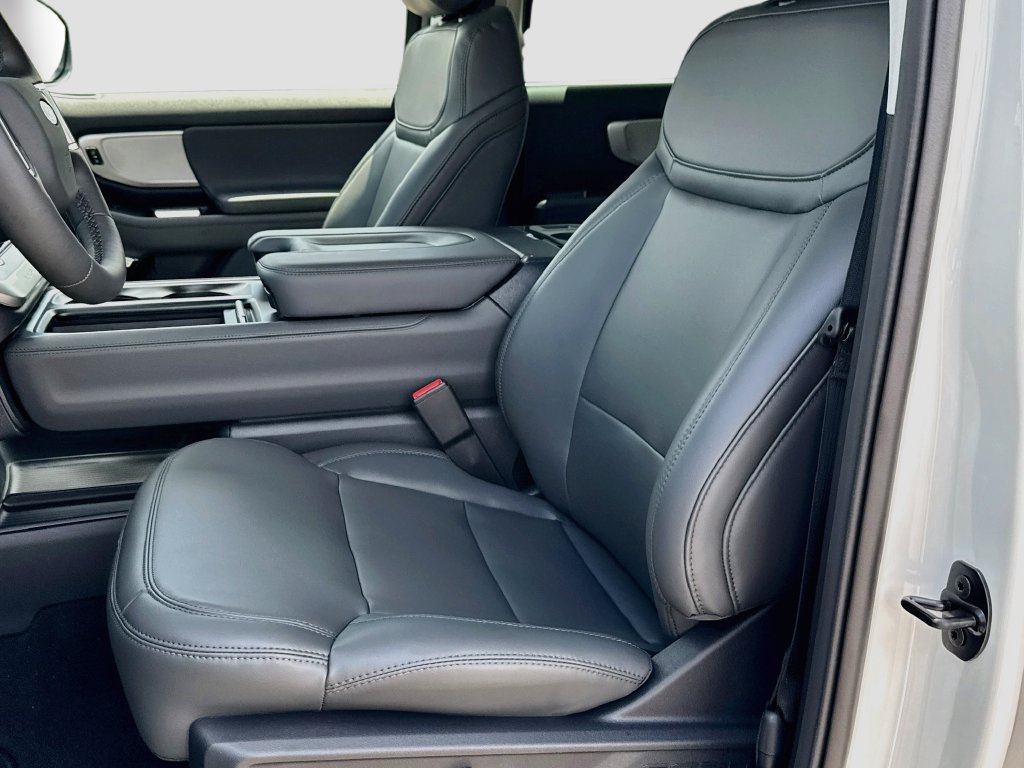 New 2027 Ford Expedition Active RWD image 19
