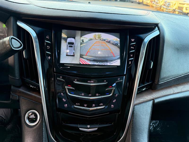 Used 2015 Cadillac Escalade ESV Luxury image 39