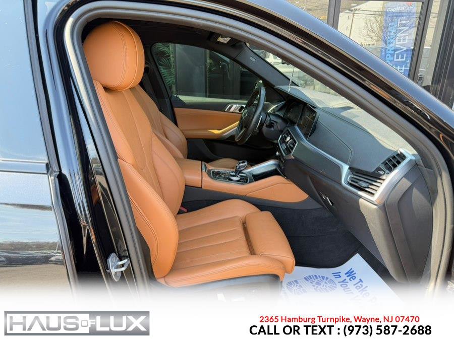 Used 2022 BMW X6 xDrive40i w/ Executive Package AWD/4WD image 21