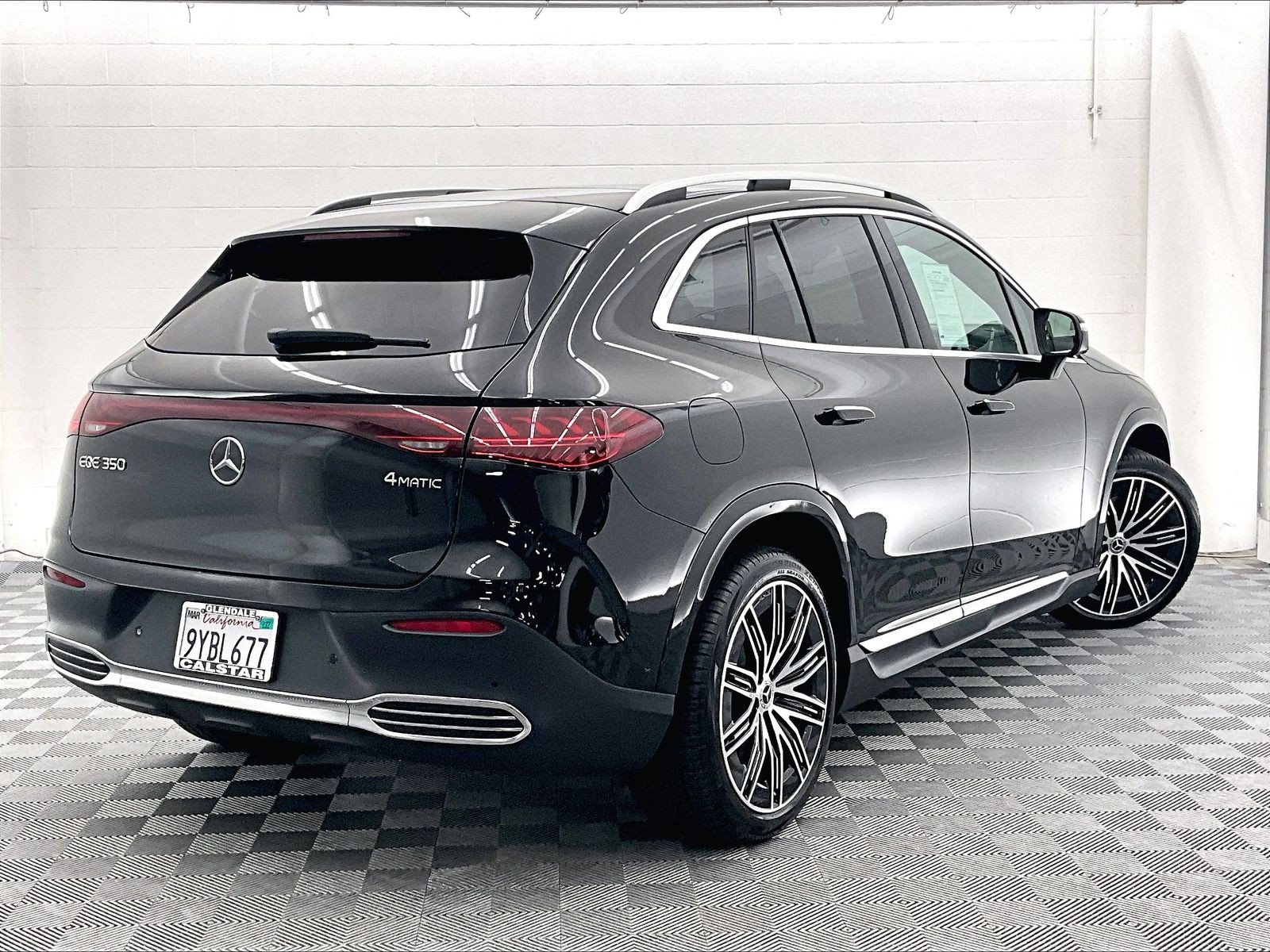 Used 2026 Mercedes-Benz EQE 320 4MATIC SUV image 11
