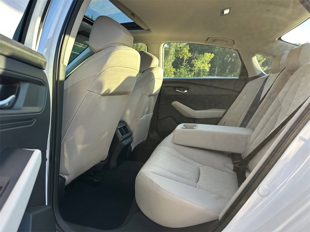 New 2025 Honda Accord SE image 14