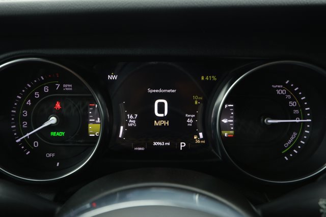 Used 2021 Jeep Wrangler Unlimited Sahara w/ Cold Weather Group image 12