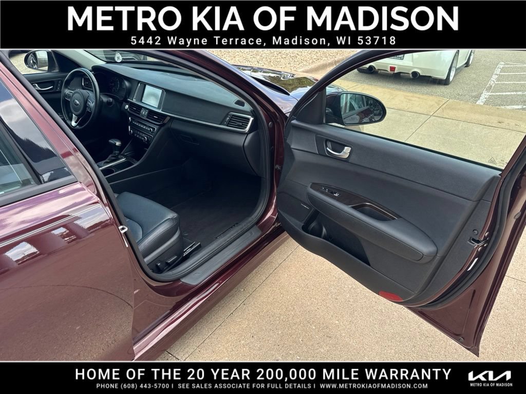 Used 2017 Kia Optima EX w/ Premium Package FWD image 38