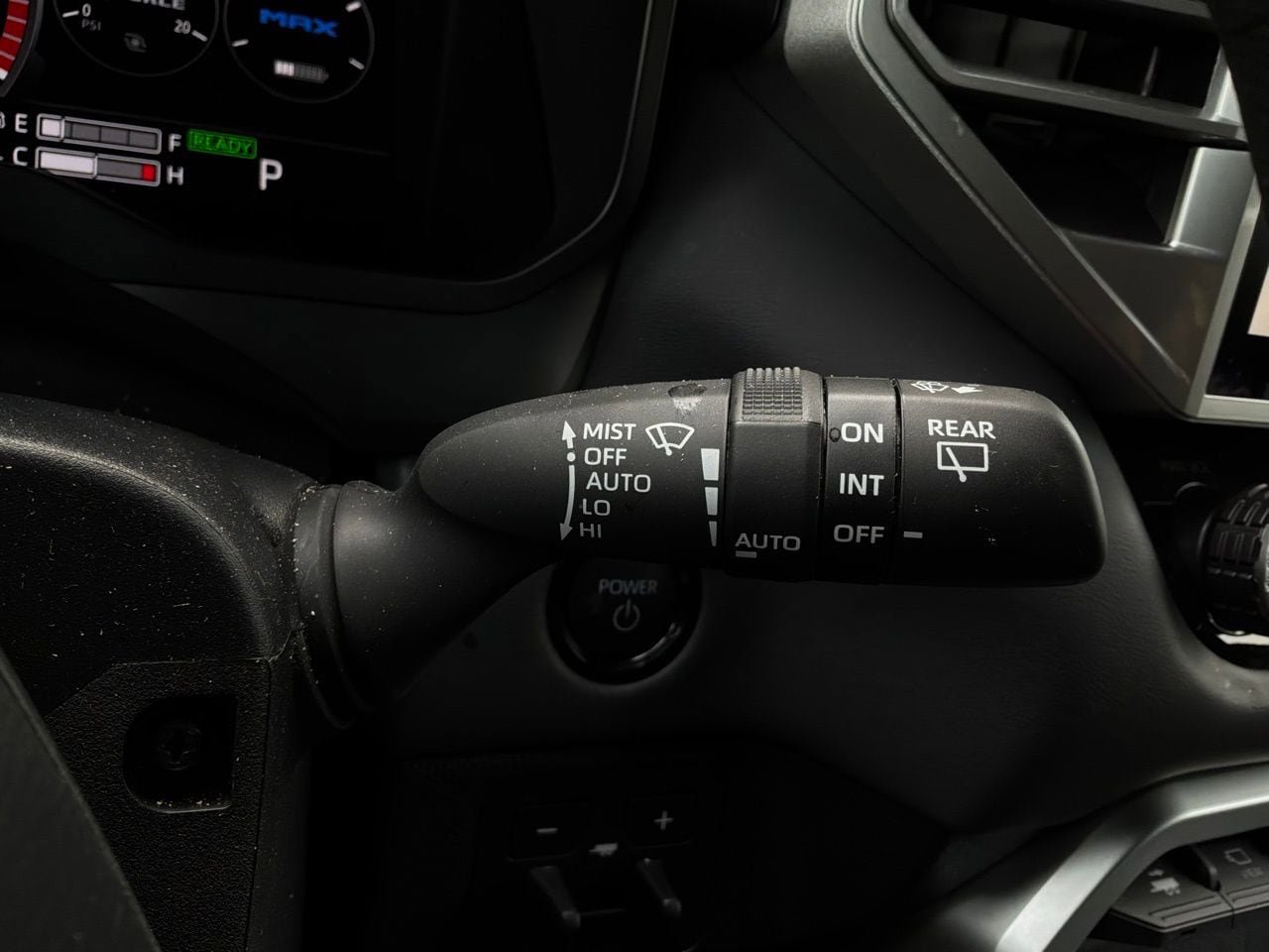 Used 2025 Toyota Sequoia Platinum AWD/4WD image 48