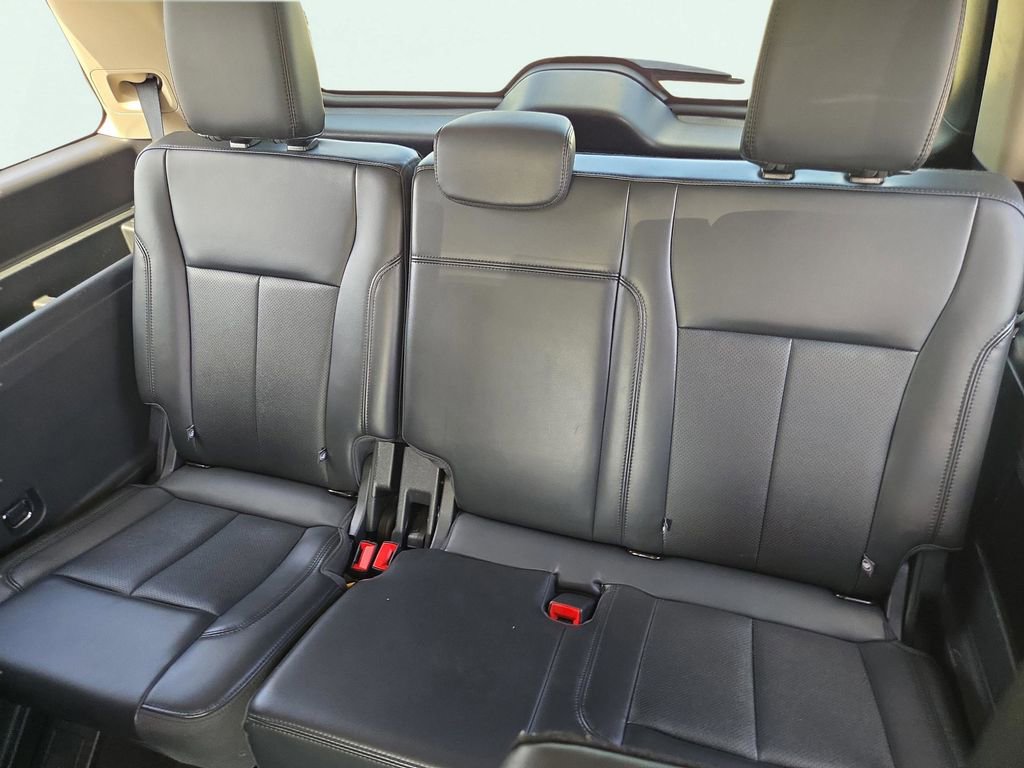 Used 2024 Ford Expedition XLT image 21