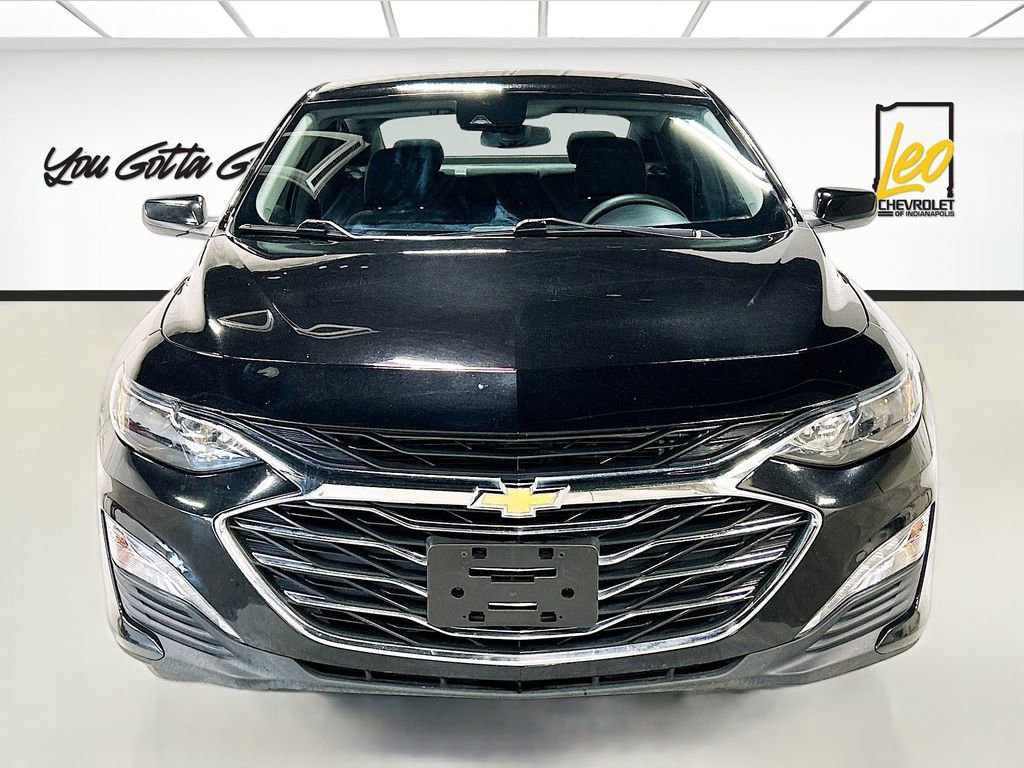 Used 2023 Chevrolet Malibu LT image 2