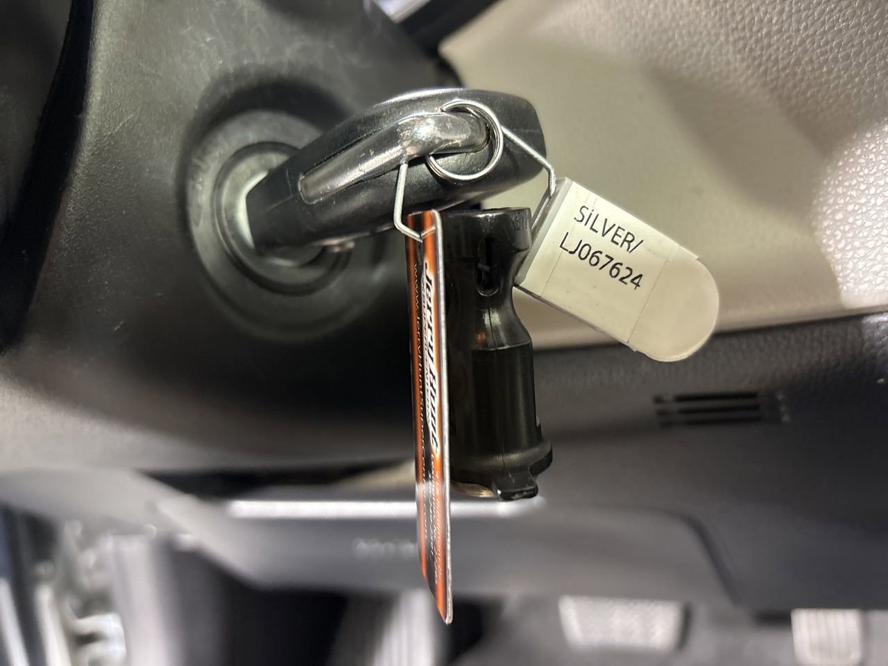 Used 2020 Toyota Corolla LE FWD image 12