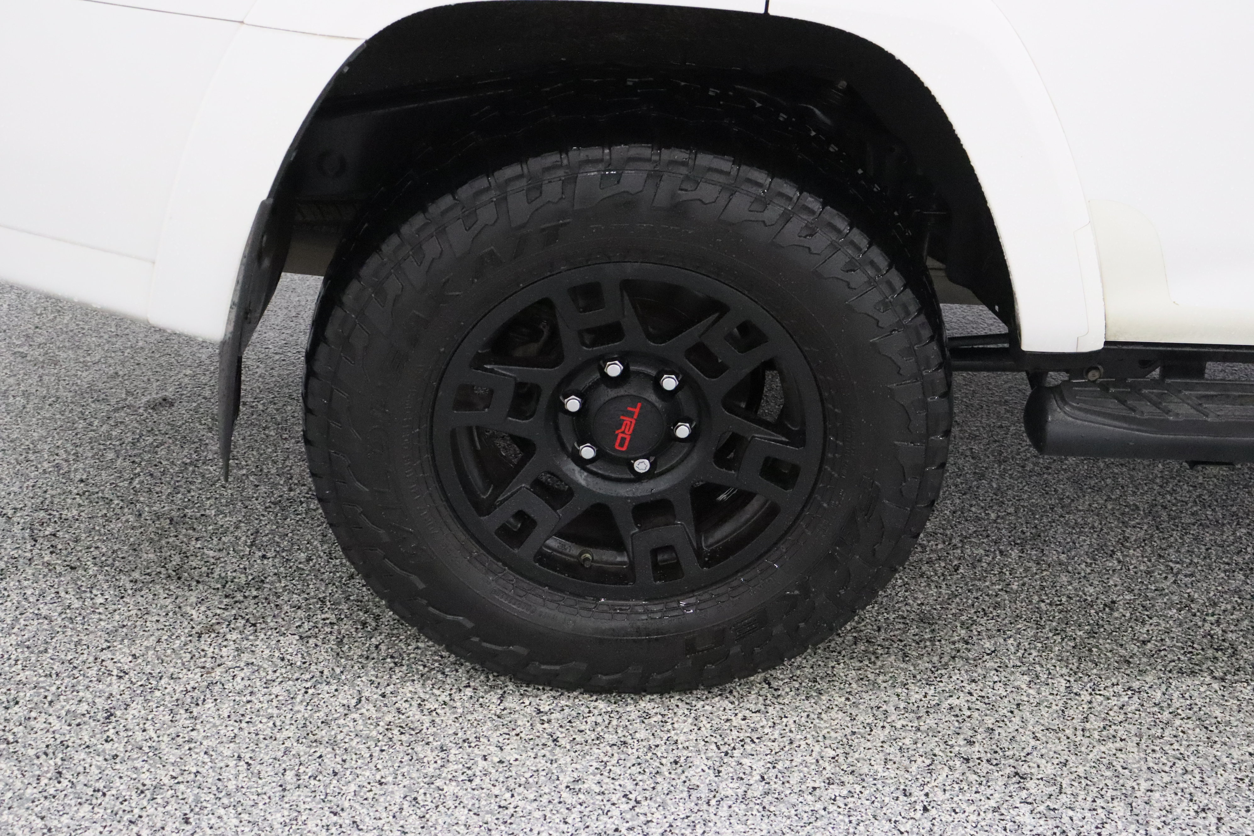 Used 2017 Toyota 4Runner TRD Off-Road Premium AWD/4WD image 6