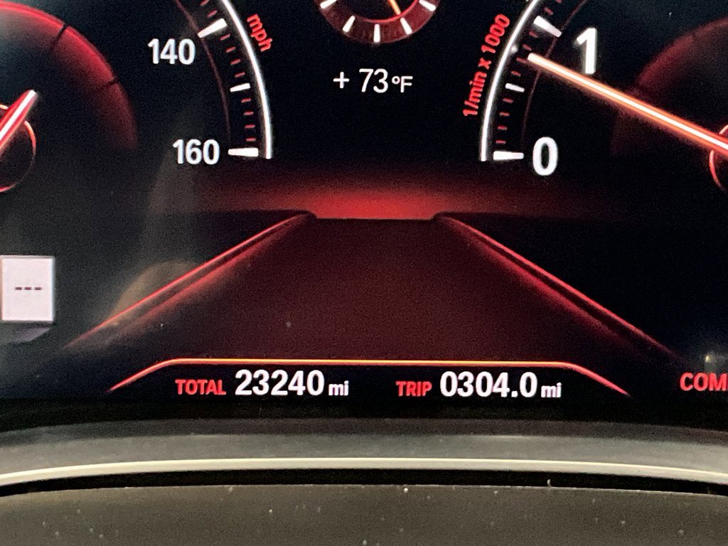 Used 2019 BMW 750i image 17