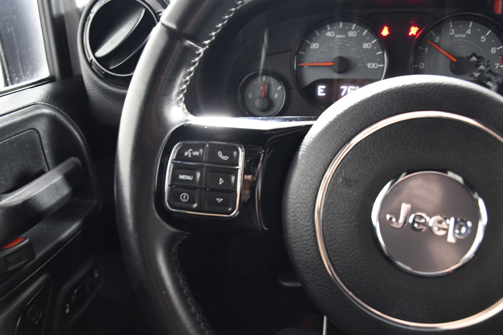 Used 2017 Jeep Wrangler Unlimited Sahara AWD/4WD image 28
