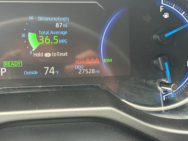 Used 2025 Toyota RAV4 XLE AWD/4WD image 18
