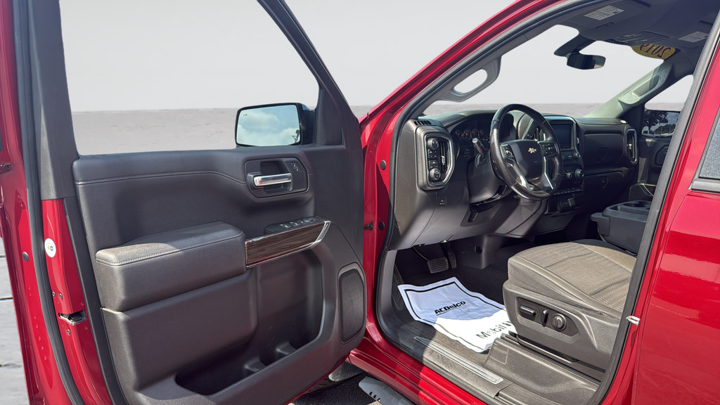 Used 2019 Chevrolet Silverado 1500 LT w/ All-Star Edition AWD/4WD image 24
