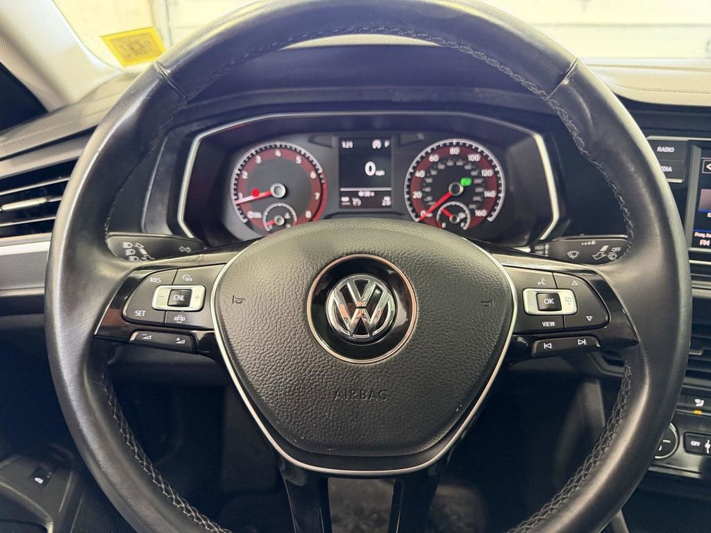 Used 2019 Volkswagen Jetta SE image 5
