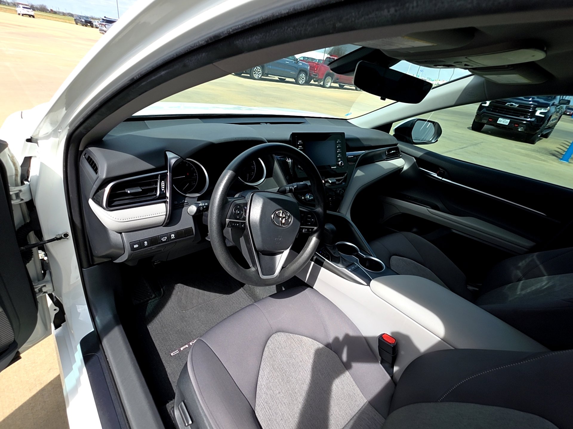 Used 2023 Toyota Camry LE image 13