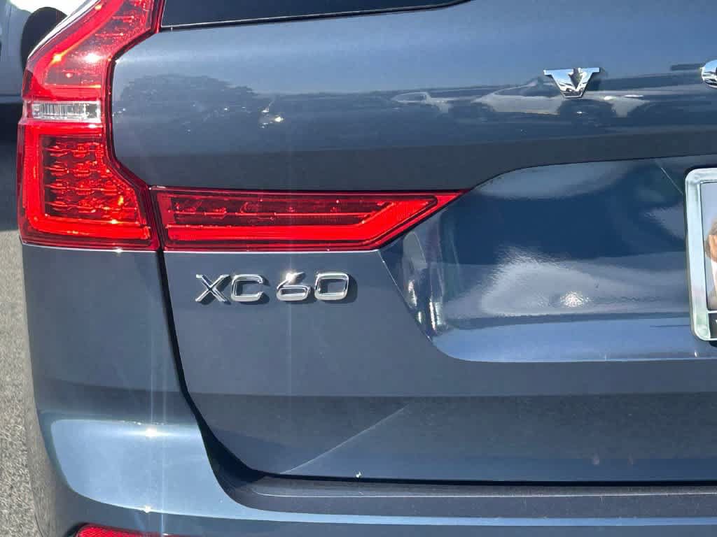 Used 2021 Volvo XC60 T5 Inscription w/ Advanced Package FWD image 5