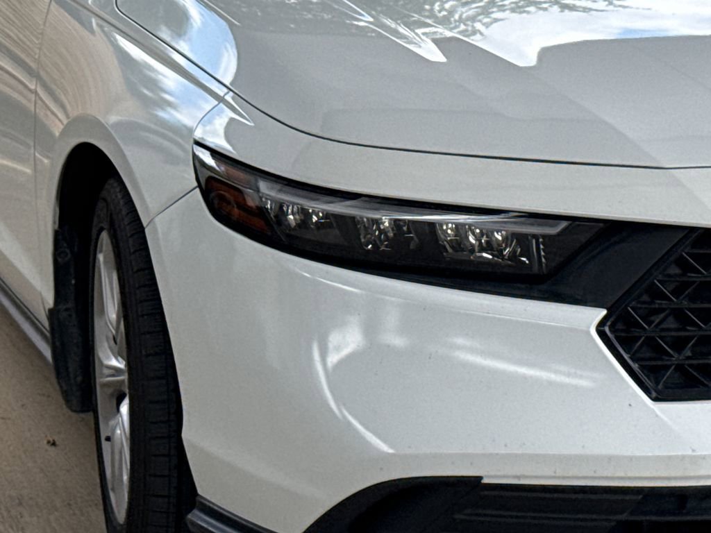 Used 2023 Honda Accord LX image 4