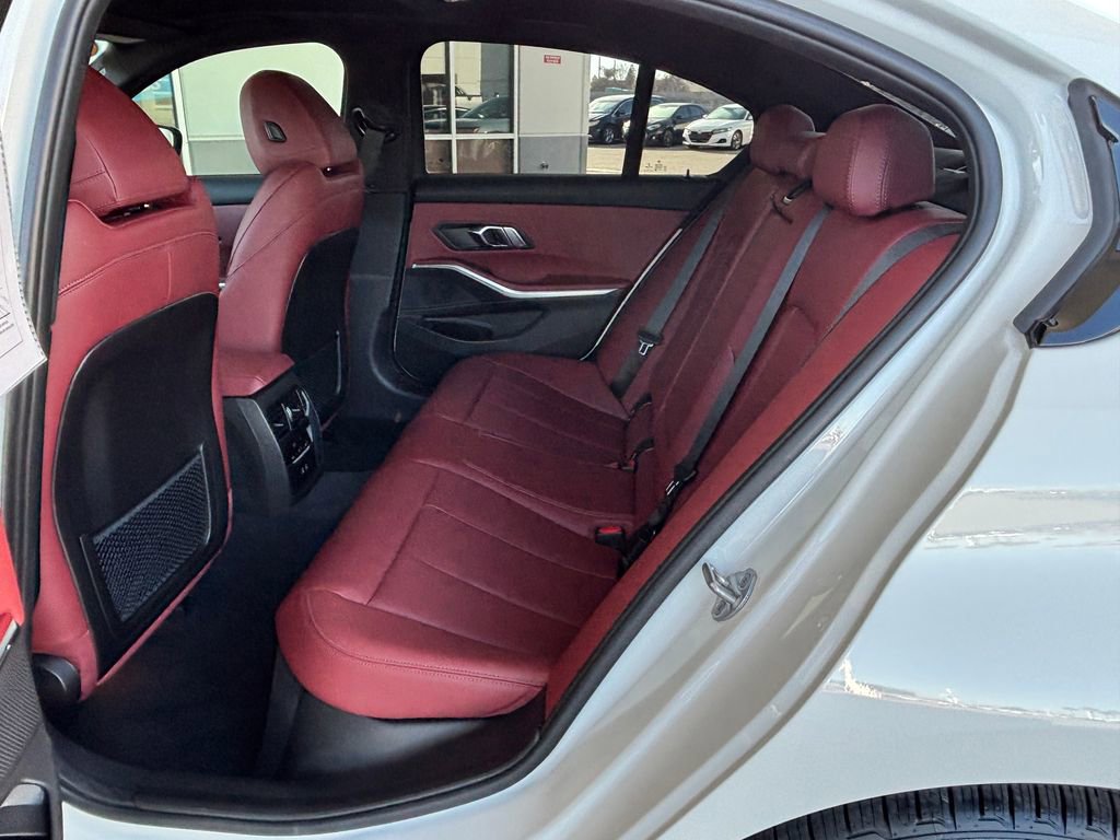 Used 2023 BMW 330i Sedan w/ Convenience Package image 26