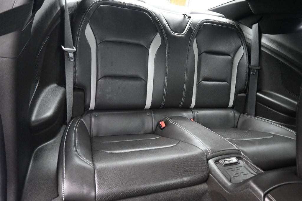 Used 2018 Chevrolet Camaro SS RWD image 40