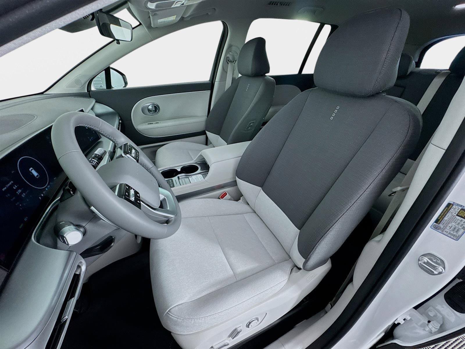 New 2026 Hyundai Ioniq 9 SE AWD/4WD image 11
