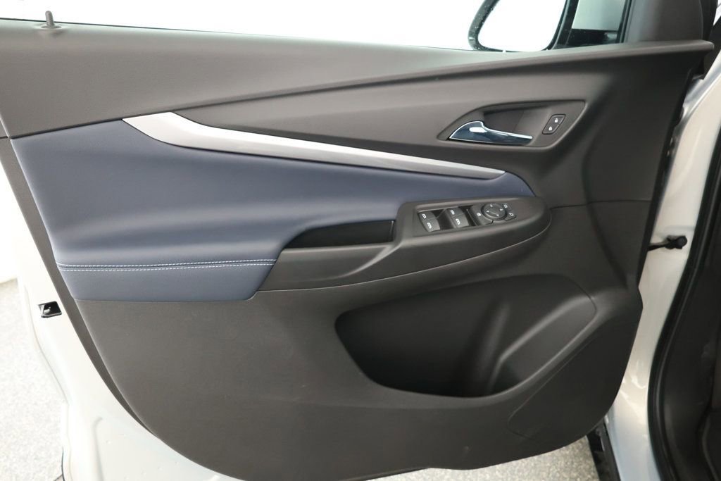 Used 2023 Chevrolet Bolt EUV Premier image 8
