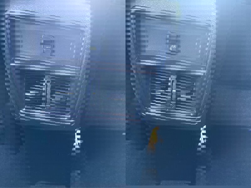 Used 2015 Nissan Murano SV image 44