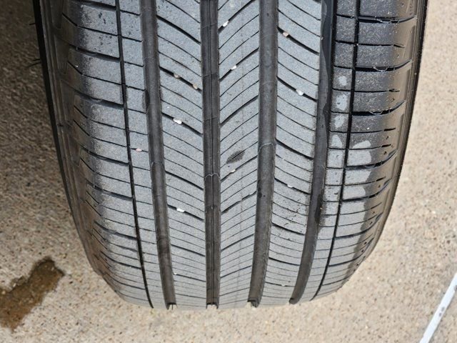 Used 2024 Chevrolet Equinox LT image 19